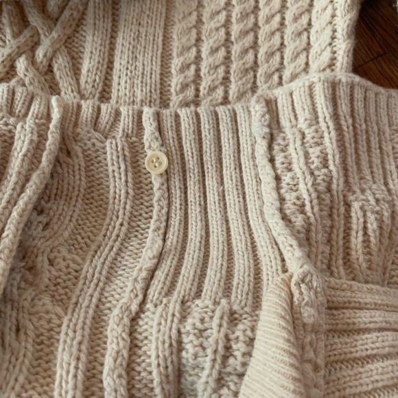 Beautiful warm sweater - Picture 11 of 14